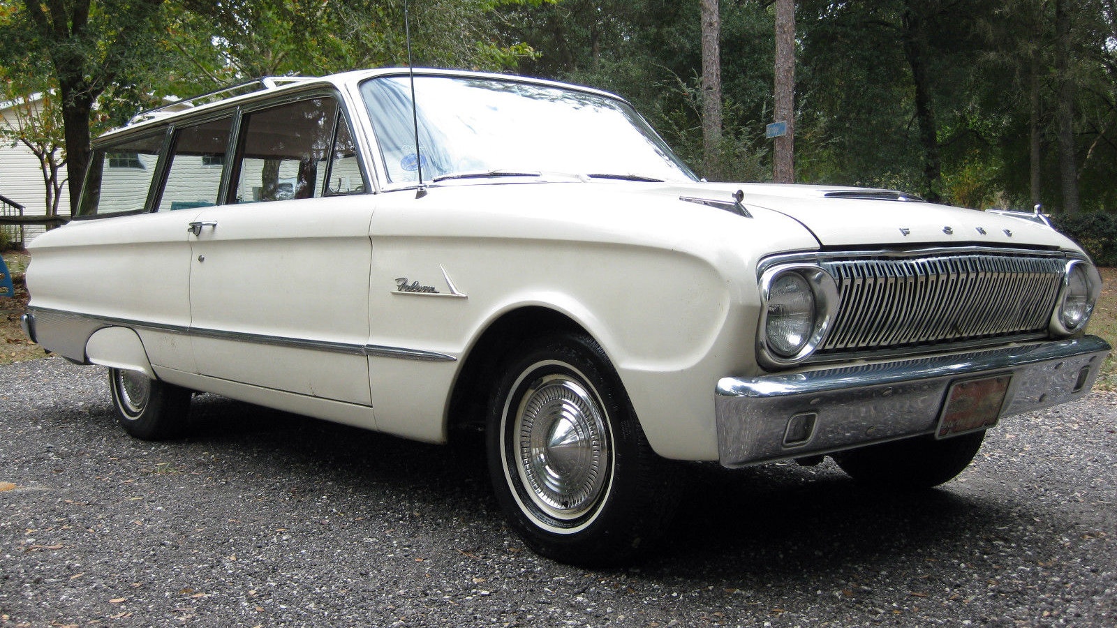 1962-Ford-Falcon-Wagon.jpg