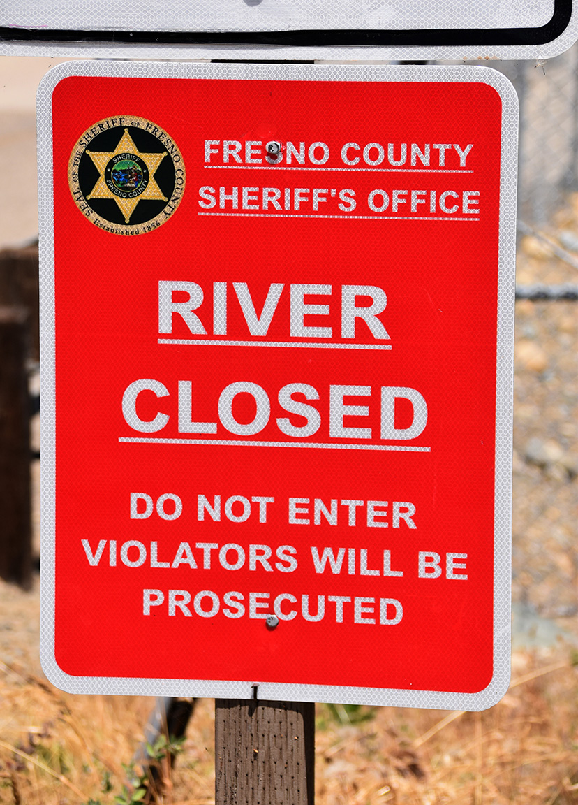 Pine Flat Dam sign R.jpg