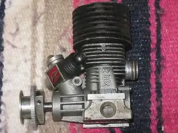 vintage-novarossi-rex-350-21-5-nitro_1_7f87bea3d404ffa289893b532df308f0.webp