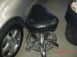 stool1.webp