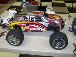 revo1.webp