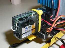 4-in-1case_left.webp