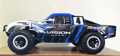 TRX Slash 4x4 LCG.webp