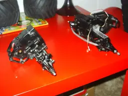 S2010223.webp