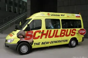 07MercedesBenzSchoolBusConcept.webp