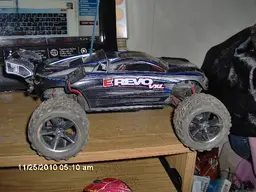 mini e-revo brushless 003.webp