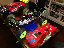 Feb 20th '14 - Losi 8ight T 3.0 Kit Completed (640x480).webp