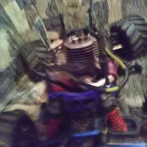 had to loose 2 shocks to make it fit