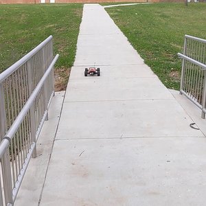 Traxxas Rustler Stricker Middle Bridge 2