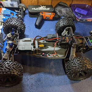 Rustler chassis w/ Talon EXTs