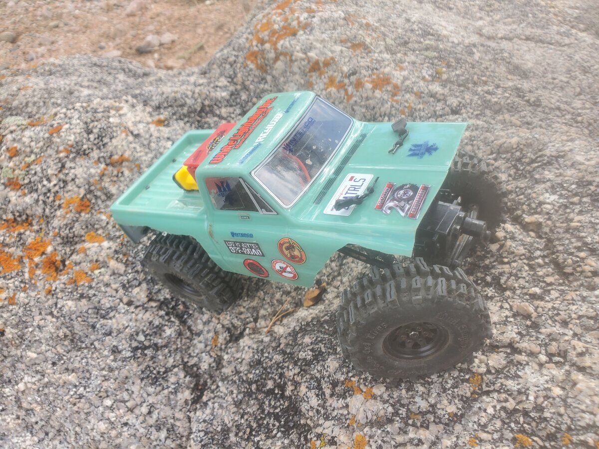 Axial SCX24 with Mudslingers.