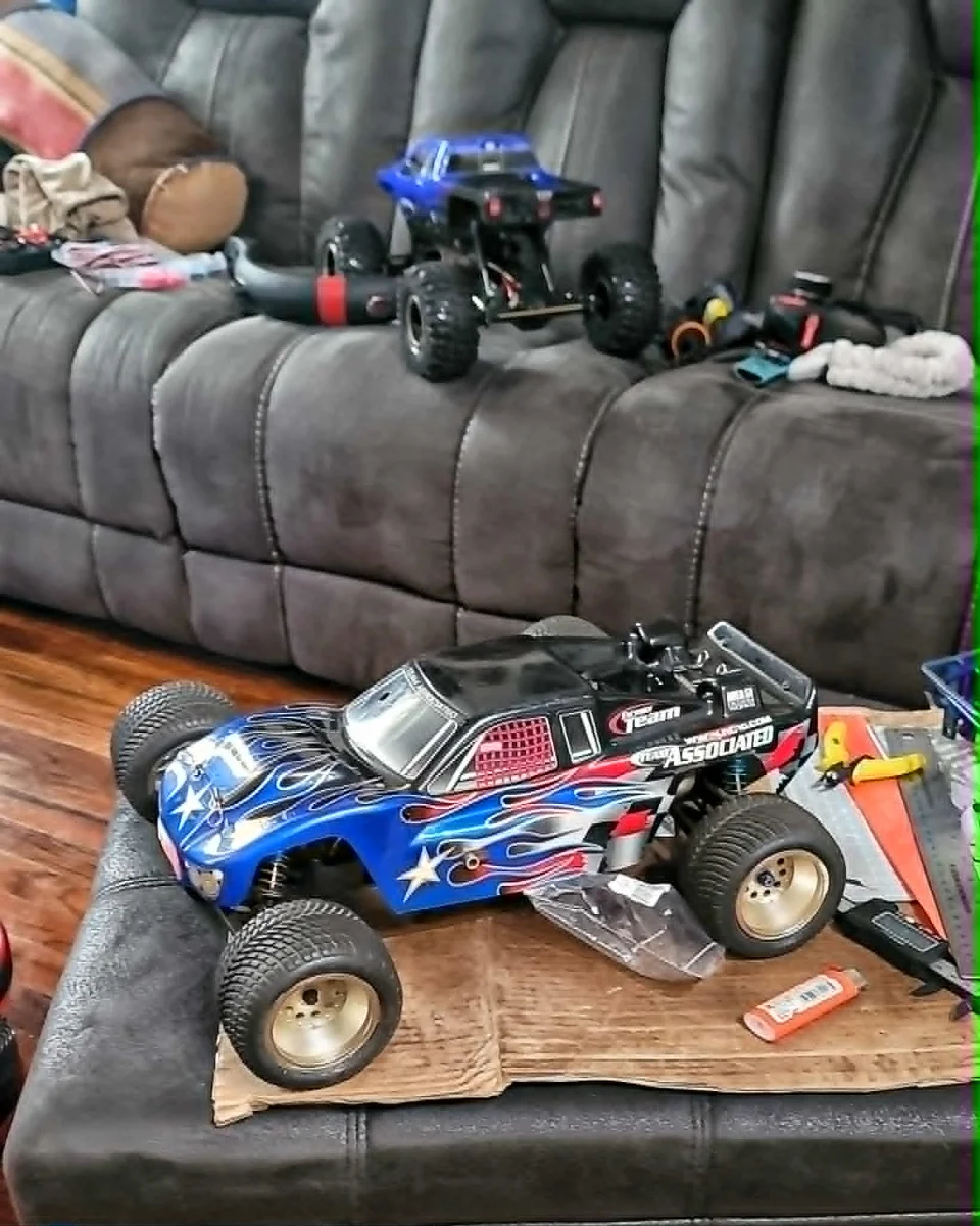 Rc10gt2