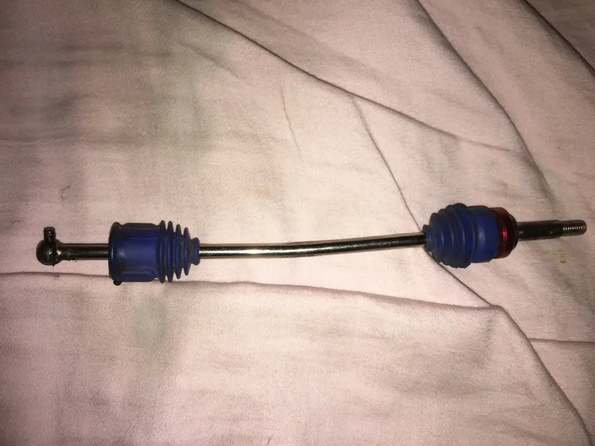 Revo driveshaft 2
