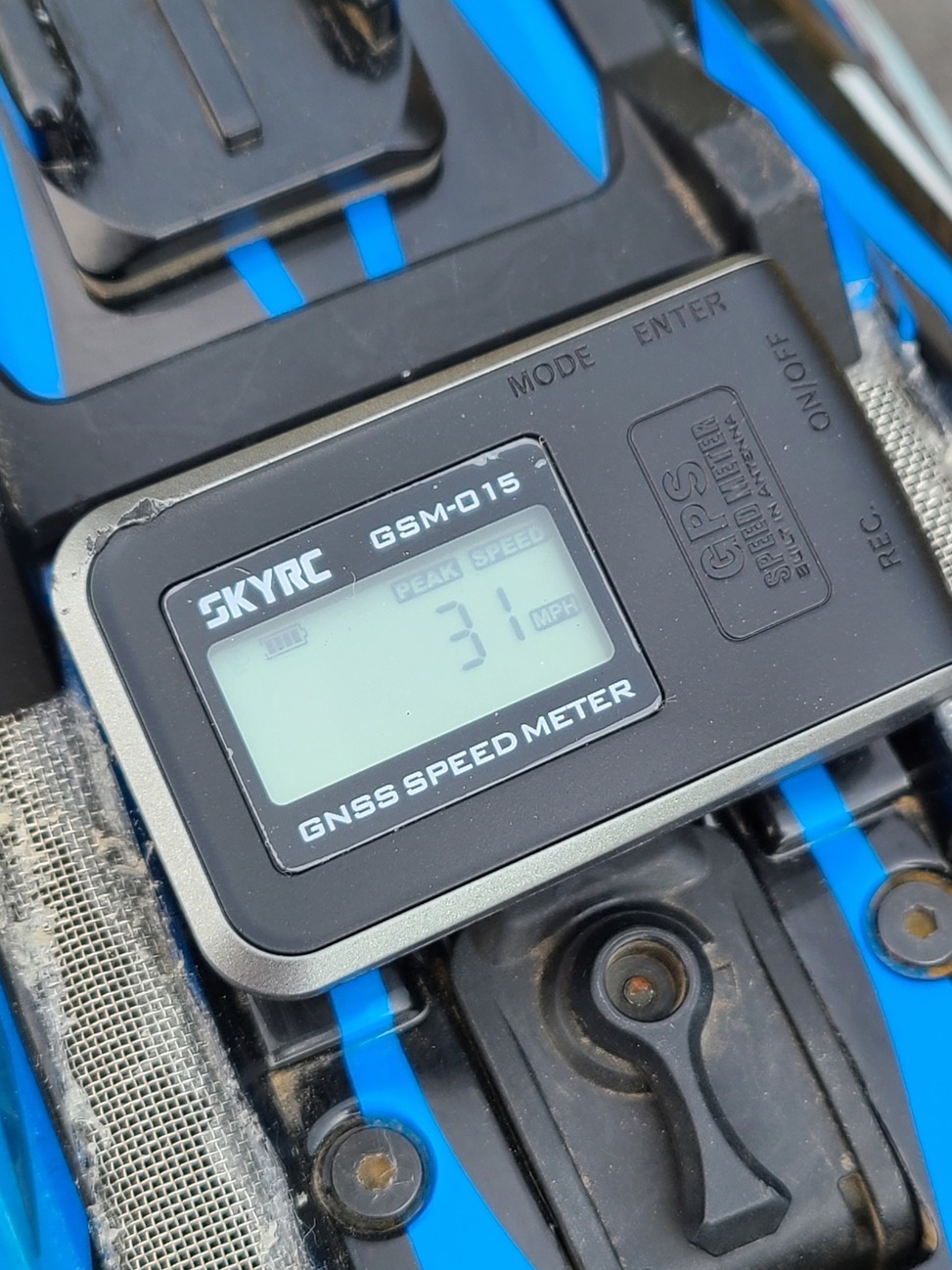 skyrc01rs.jpg