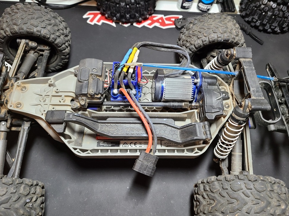 skyrc02rs.jpg
