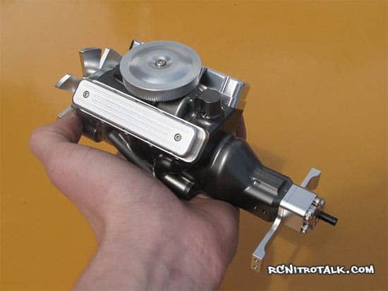 rc4wd v8 engine size in hand