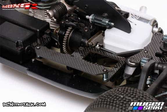 Mugen MBX-6 chassis close shot