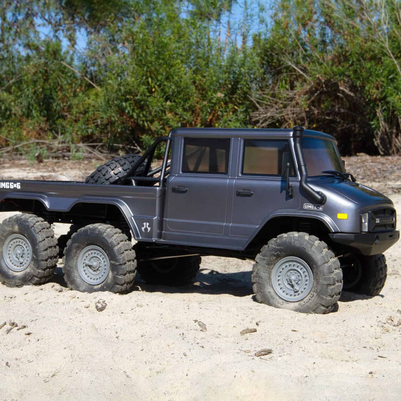 axial scx10 mini