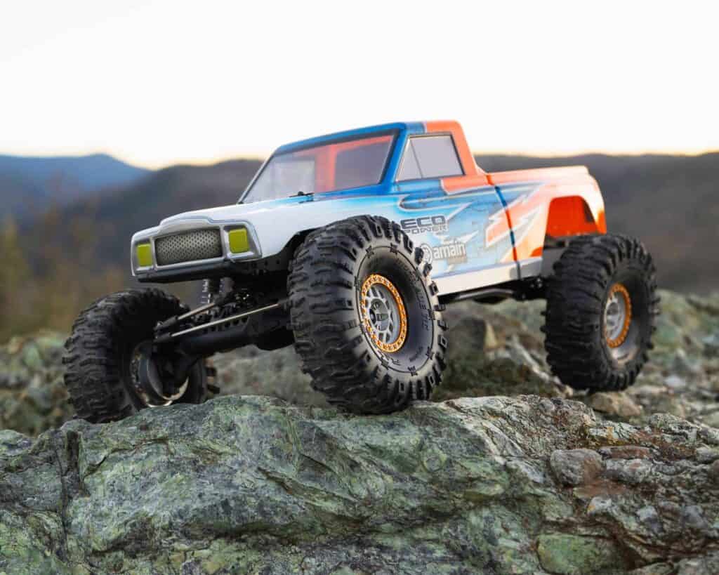 UpGrade RC Razor Wire 1.9 on crawler