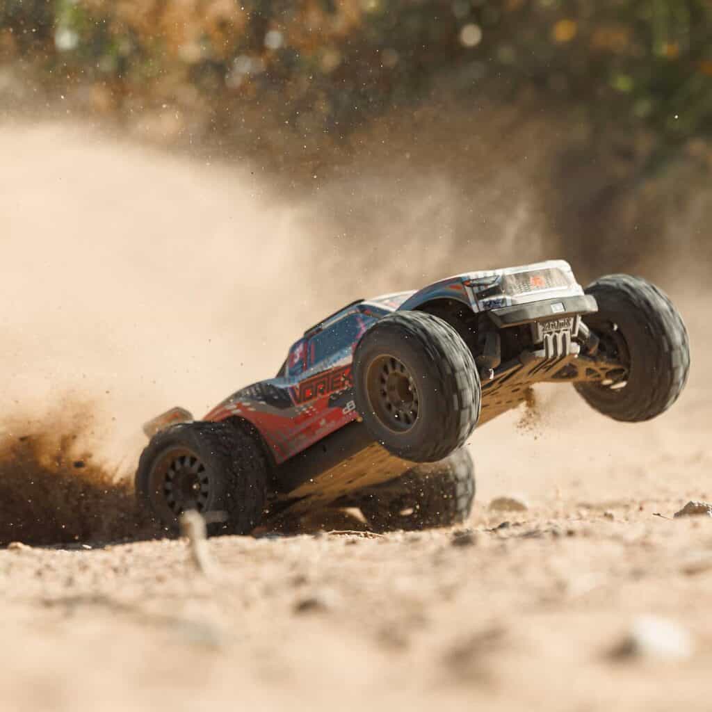 arrma vorteks 223s ARA4305V4T1 in action